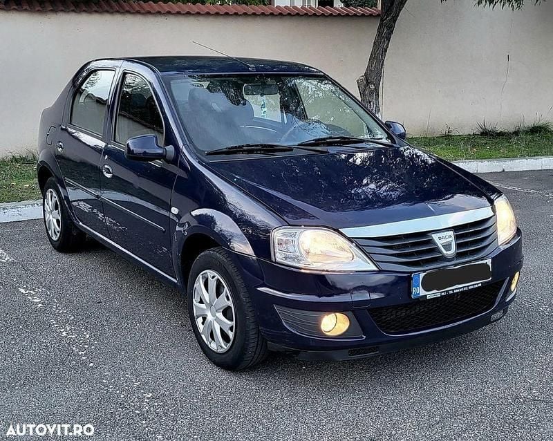 Culoarealbastru Utilizat 2012 Dacia Logan Lauréate Berlinǎ | 3.290 EUR (Preț OK) - Imagine 1/4