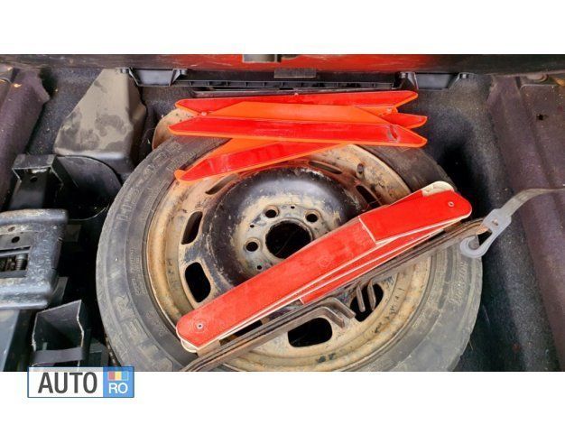 Second-hand Mercedes A140 82 CP (60 kW) 1998 Rosu Hatchback