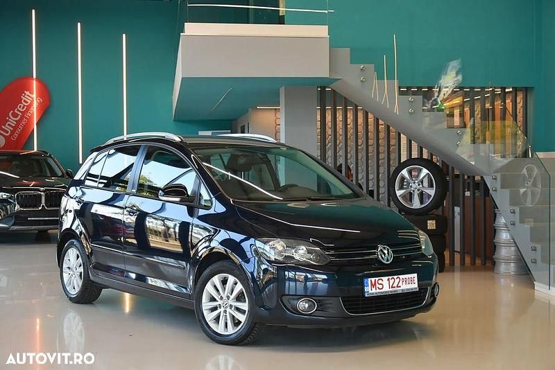 Culoarealbastru Utilizat 2011 VW Golf Plus Cross Style Monovolum | 5.490 EUR (Preț OK) - Imagine 1/4