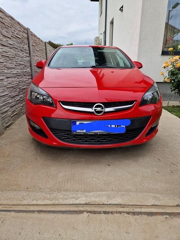 Rosu Utilizat 2014 Opel Astra Berlinǎ | 6.800 EUR (Preț OK) - Imagine 1/4