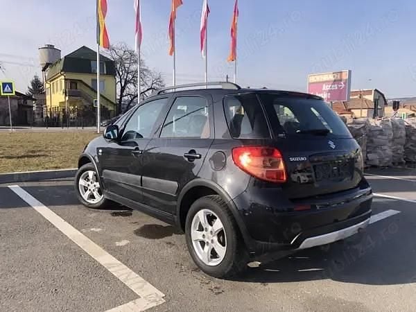 Second-hand Suzuki SX4 90 CP (66 kW) 2010 Negru Hatchback