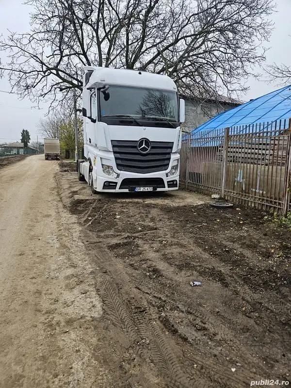 Utilizat 2013 Mercedes 380 | 12.500 EUR - Imagine 1/2