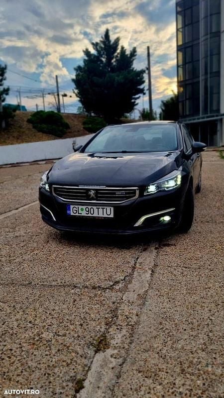 Culoarenegru Utilizat 2014 Peugeot 508 Allure Break | 8.900 EUR (Puțin scump) - Imagine 1/4