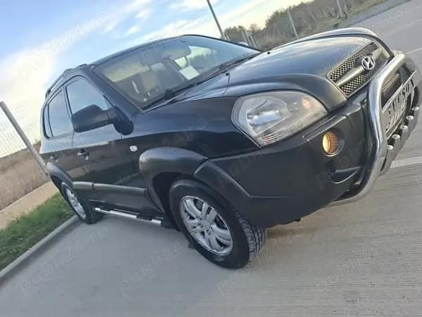 Utilizat 2008 Hyundai Tucson SUV | 4.200 EUR (Super Preț) - Imagine 1/4