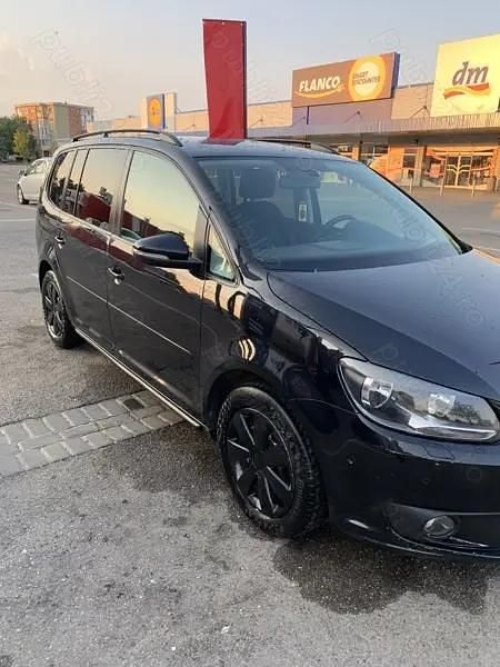 Utilizat 2014 VW Touran Monovolum | 7.500 EUR (Preț OK) - Imagine 1/4