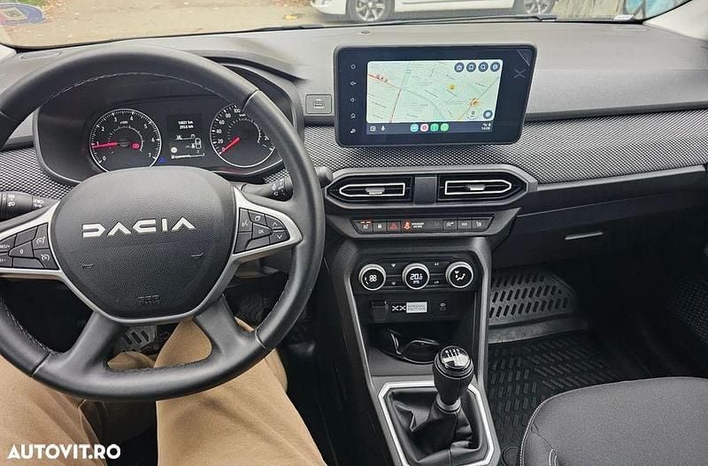 Culoareverde Utilizat 2024 Dacia Logan Berlinǎ | 14.799 EUR (Scump) - Imagine 1/4