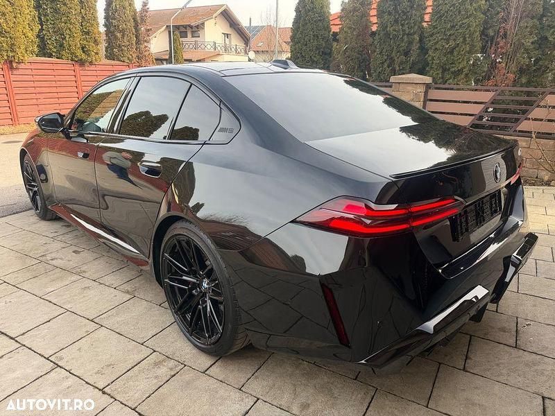 Nouă BMW M5 Comfort Edition 727 CP (534 kW) 2025 Culoarenegru Berlinǎ