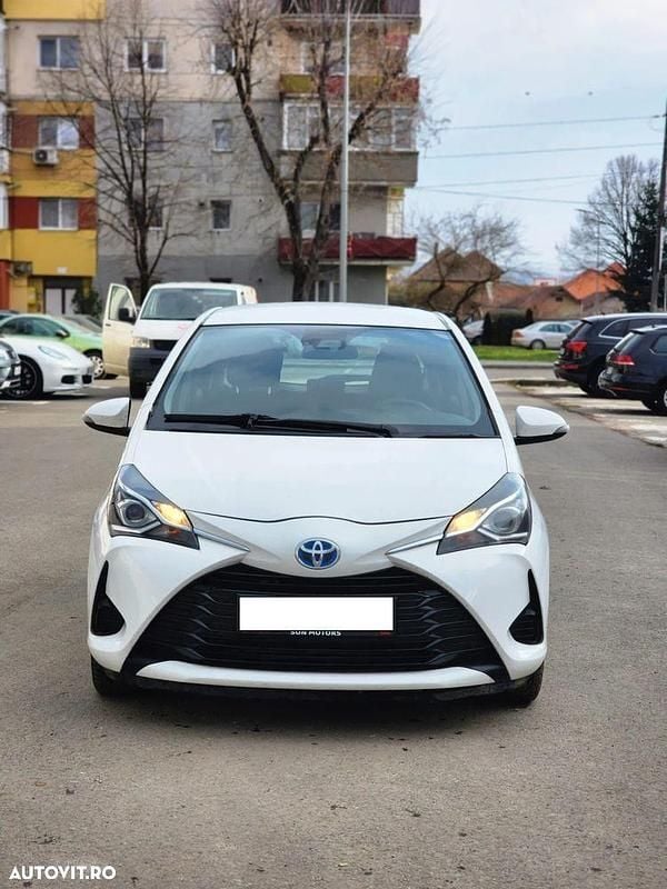 Culoarealb Second-hand 2019 Toyota Yaris | 8.900 EUR (Preț OK) - Imagine 1/4
