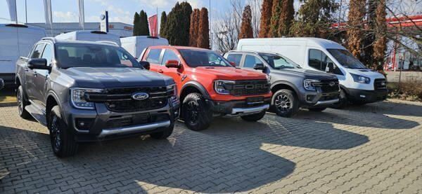Utilizat 2023 Ford Ranger XLT Pickup | 48.000 EUR - Imagine 1/4