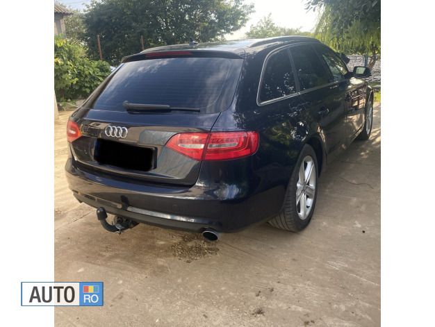 Second-hand Audi A4 170 CP (125 kW) 2014 Albastru Break