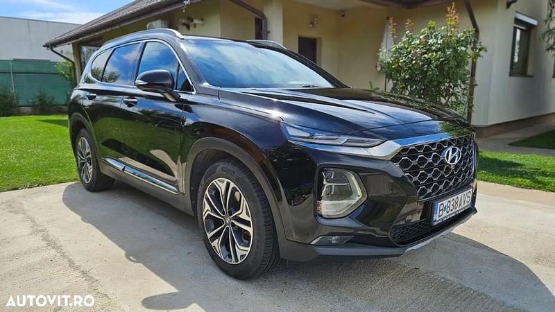 Culoarenegru Utilizat 2020 Hyundai Santa Fe SUV | 28.990 EUR (Preț OK) - Imagine 1/4