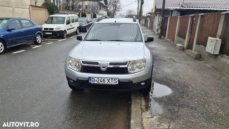Culoaregri Utilizat 2010 Dacia Duster Lauréate SUV | 6.900 EUR (Scump) - Imagine 1/4