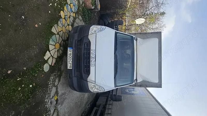 Utilizat 2012 Iveco Daily | 6.700 EUR (Super Preț) - Imagine 1/4