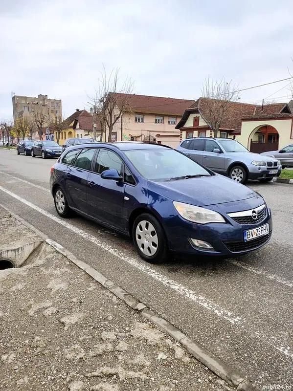 Second-hand Opel Astra 75 CP (55 kW) 2012 Break