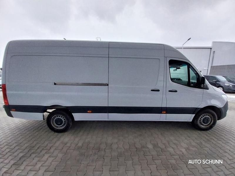 Second-hand Mercedes Sprinter 170 CP (125 kW) 2020 Van