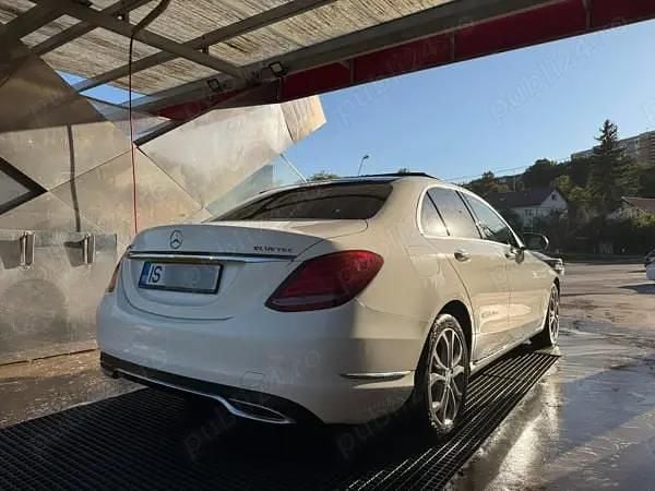 Alb Utilizat 2014 Mercedes C220 Berlinǎ | 15.499 EUR (Puțin scump) - Imagine 1/4