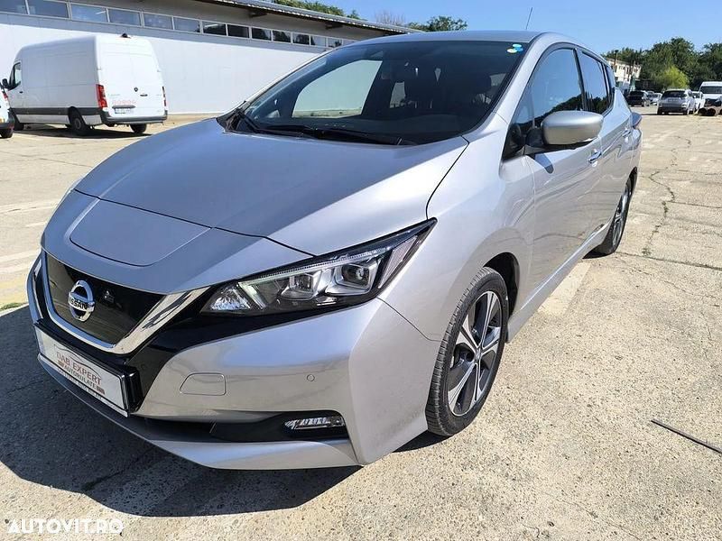Culoareargint Utilizat 2019 Nissan Leaf Hatchback | 12.100 EUR - Imagine 1/4