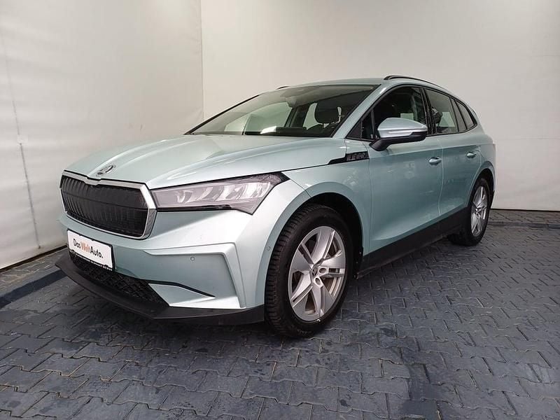 Gri mediu normal Utilizat 2023 Skoda Enyaq iV SUV | 27.400 EUR (Preț bun) - Imagine 1/4