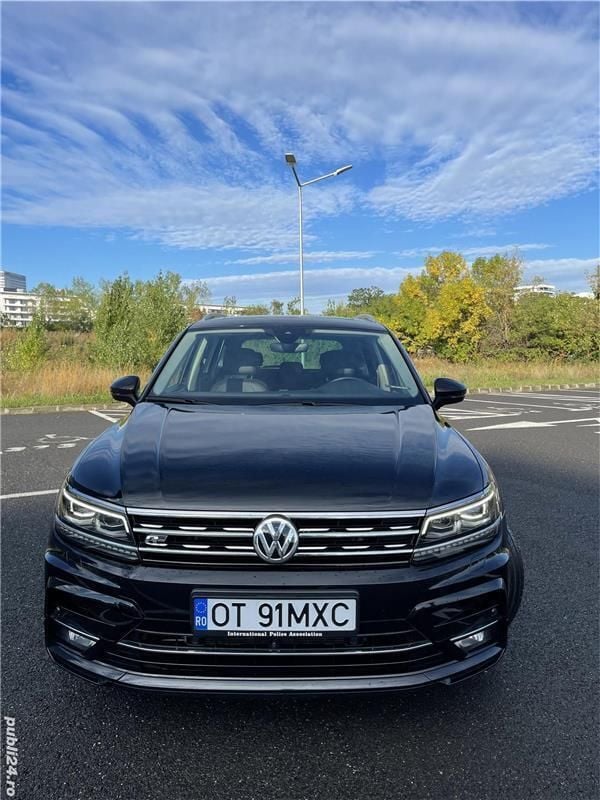 Negru Utilizat 2019 VW Tiguan R SUV | 23.700 EUR (Puțin scump) - Imagine 1/4