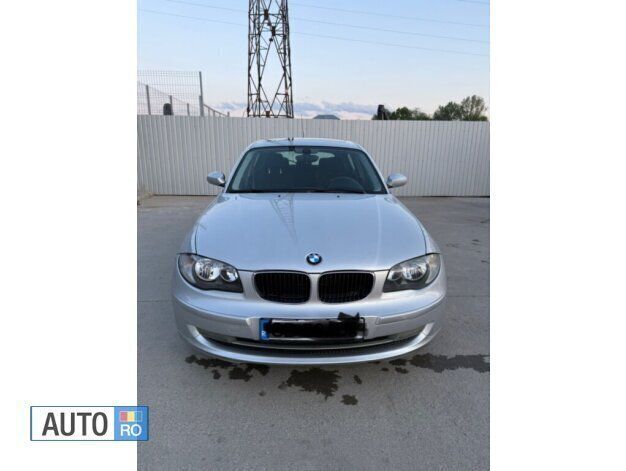 Argintiu Utilizat 2007 BMW 116 Hatchback | 4.220 EUR (Preț OK) - Imagine 1/4