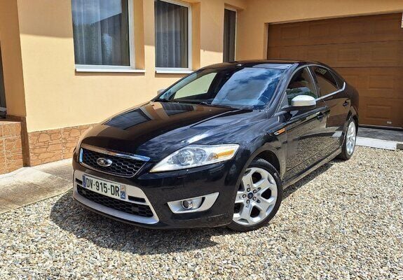 Negru Utilizat 2007 Ford Mondeo Hatchback | 2.300 EUR (Super Preț) - Imagine 1/4