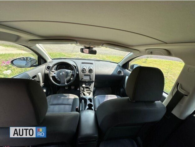 Second-hand Nissan Qashqai 131 CP (96 kW) 2013 Gri SUV