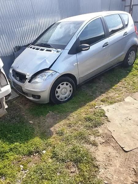 Utilizat 2006 Mercedes A150 Hatchback | 650 EUR - Imagine 1/4