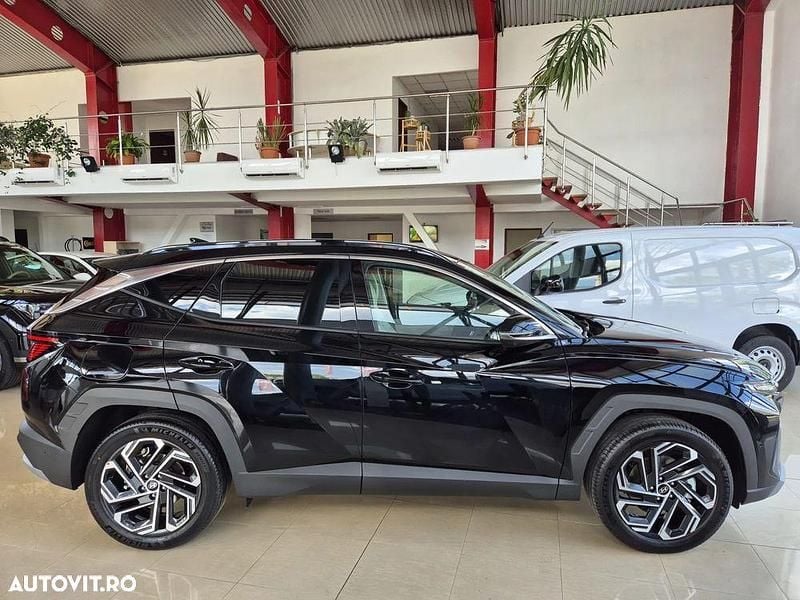 Nouă Hyundai Tucson 230 CP (169 kW) 2025 Culoarenegru SUV