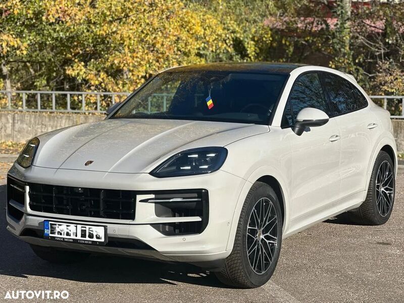 Gri Utilizat 2023 Porsche Cayenne SUV | 75.000 EUR (Scump) - Imagine 1/4
