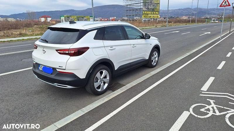 Alb Utilizat 2020 Opel Grandland X Innovation SUV | 14.900 EUR (Puțin scump) - Imagine 1/4