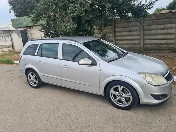 Second-hand Opel Astra 101 CP (74 kW) 2009 Break