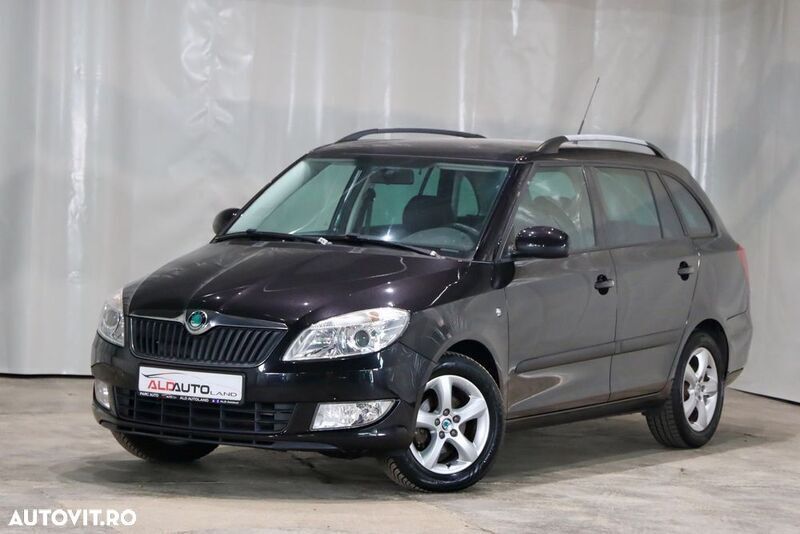 Negru Utilizat 2011 Skoda Fabia Active Break | 3.999 EUR (Puțin scump) - Imagine 1/4