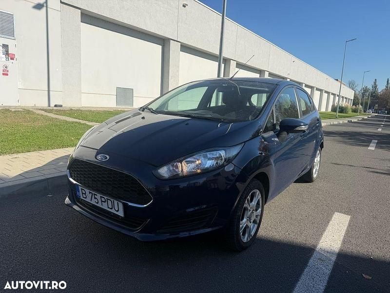 Culoarealbastru Utilizat 2016 Ford Fiesta Trend Hatchback | 5.500 EUR (Preț OK) - Imagine 1/4