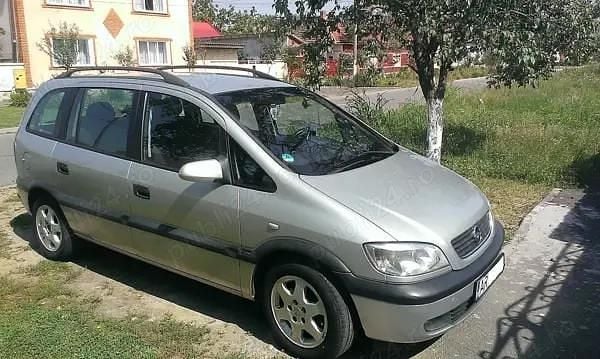 Utilizat 2001 Opel Zafira Monovolum | 800 EUR - Imagine 1/4