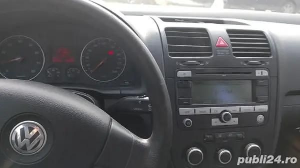 Utilizat 2006 VW Golf V Hatchback | 2.800 EUR (Preț OK) - Imagine 1/4