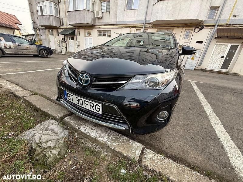 Culoaregri Utilizat 2013 Toyota Auris Hatchback | 7.800 EUR - Imagine 1/4