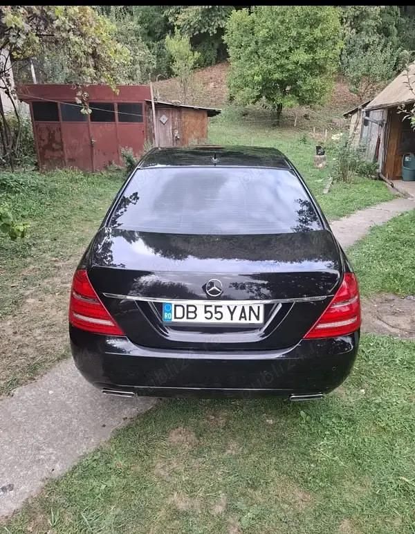 Second-hand Mercedes S350 256 CP (188 kW) 2012 Berlinǎ