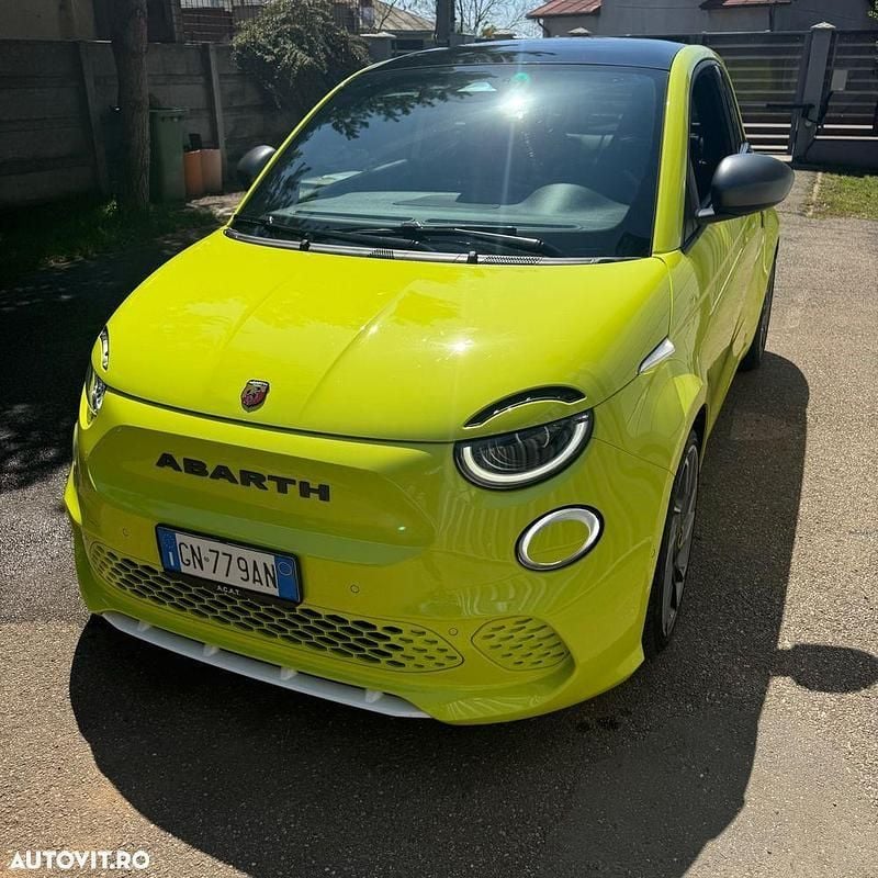 Galbeuriu Utilizat 2023 Abarth 500e Hatchback | 30.000 EUR - Imagine 1/4