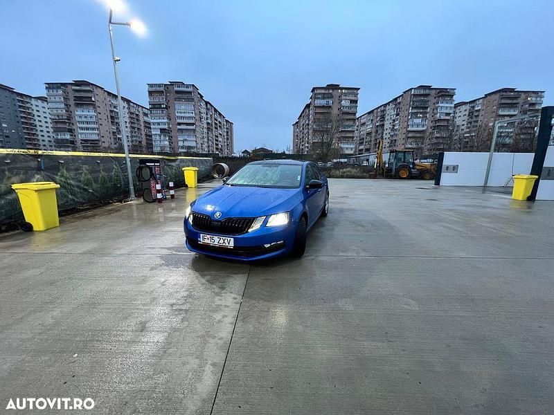 Culoarealbastru Utilizat 2019 Skoda Octavia RS Berlinǎ | 17.200 EUR (Preț bun) - Imagine 1/4