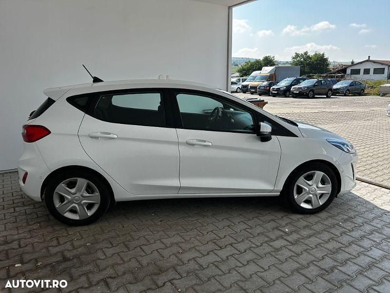 Second-hand Ford Fiesta 95 CP (69 kW) 2020 Culoarealb Hatchback