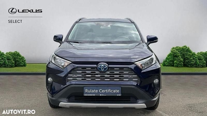 Second-hand Toyota RAV4 Hybrid 178 CP (130 kW) 2020 Culoarealbastru SUV