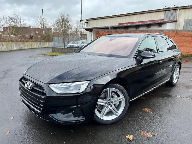 Utilizat 2023 Audi A4 Advanced Break | 35.299 EUR (Preț OK) - Imagine 1/1