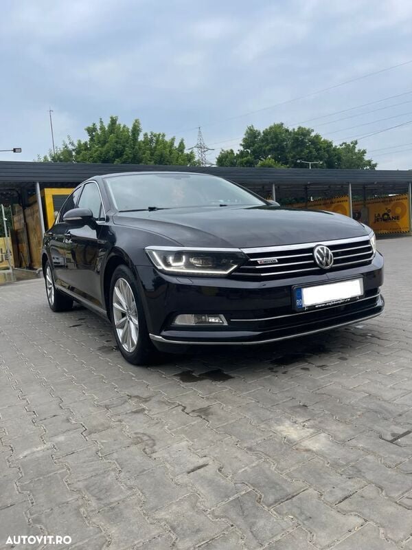 Negru Utilizat 2016 VW Passat Highline Berlinǎ | 13.589 EUR (Preț bun) - Imagine 1/4
