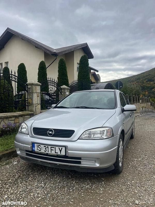 Culoaregri Utilizat 2007 Opel Astra Classic Berlinǎ | 2.000 EUR (Preț bun) - Imagine 1/4