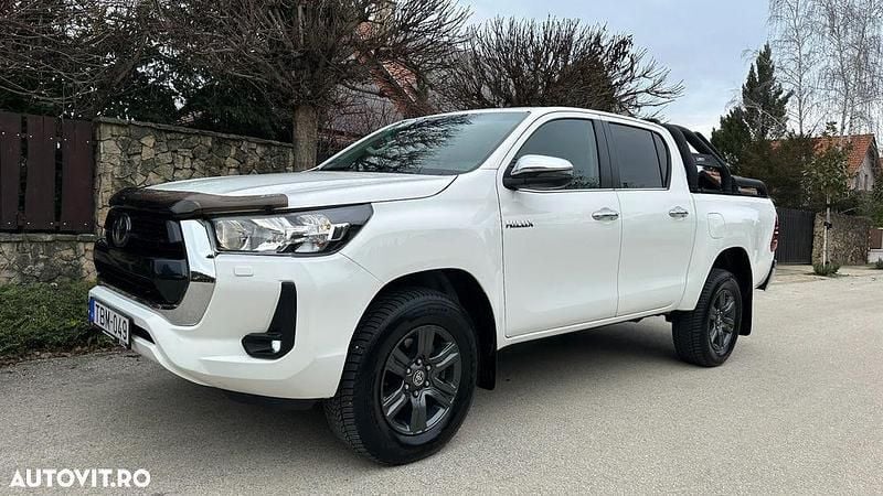 Second-hand Toyota HiLux Executive 204 CP (150 kW) 2022 Culoarealb Pickup