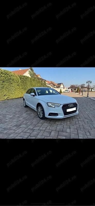 Second-hand Audi A3 116 CP (85 kW) 2016 Alb Berlinǎ