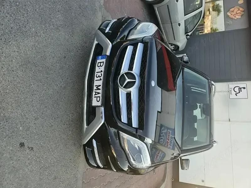 Negru Utilizat 2012 Mercedes GLK250 SUV | 15.900 EUR - Imagine 1/4