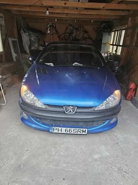 Utilizat 2002 Peugeot 206 Coupe | 2.950 EUR - Imagine 1/4