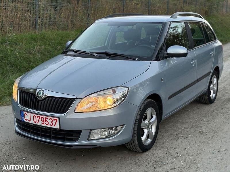 Culoarealbastru Utilizat 2011 Skoda Fabia Style Hatchback | 3.499 EUR (Puțin scump) - Imagine 1/4