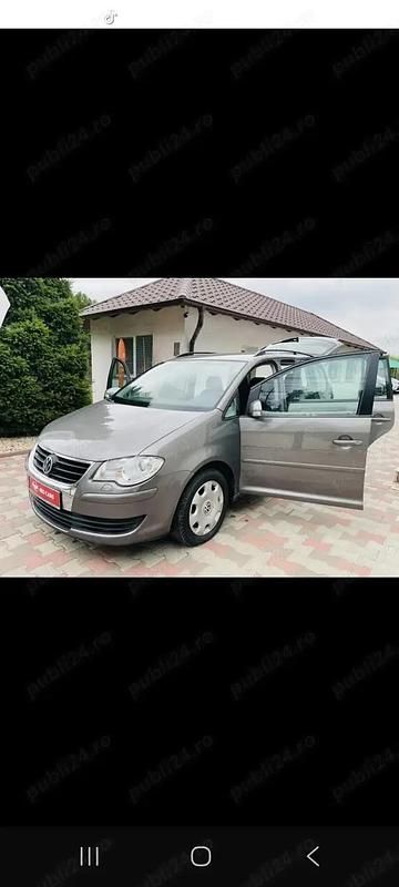 Gri Utilizat 2007 VW Touran Monovolum | 2.900 EUR (Preț OK) - Imagine 1/4